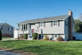 70 Westwind Rd, Lowell, MA 01852