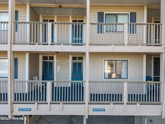 2509 W Ft MacOn Rd W Unit 105 B, Atlantic Beach, NC 28512