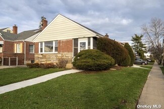1108 New Hyde Park Rd, New Hyde Park, NY 11040
