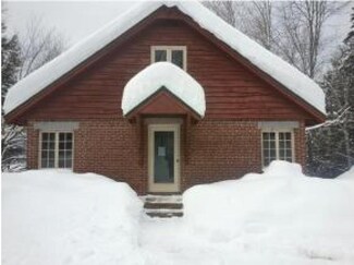 428 Rathburn Rd, Woodbury, VT 05650