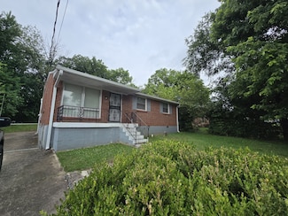 3217 Crowe Dr, Nashville, TN 37218