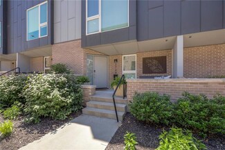 2720 McGee Trafficway, Kansas City, MO 64108