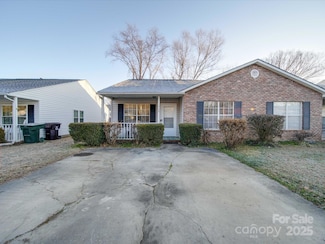 1068 Cherry Meadow Ln, Rock Hill, SC 29732