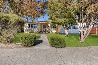 1412 Hawaii St, Fairfield, CA 94533