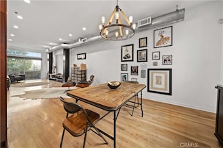 5350 Playa Vista Dr Unit 19, Playa Vista, CA 90094