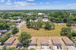 4507 E Giddens Ave, Tampa, FL 33610