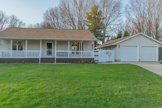 1164 Esther Ave, Norton Shores, MI 49441