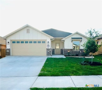 5201 White Rose Dr, Killeen, TX 76542