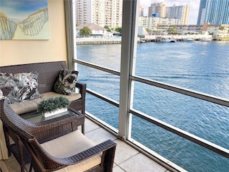 2600 Diana Dr Unit 311, Hallandale Beach, FL 33009