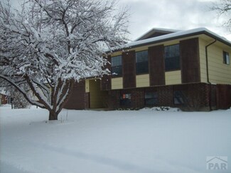 2 Amaranth Ct, Pueblo, CO 81001