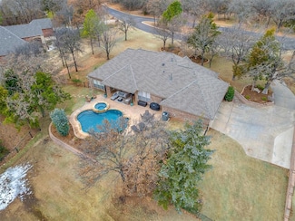 2500 Redbud Canyon Dr, Edmond, OK 73034