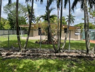 520 SW 81st Ave, Miami, FL 33144