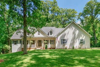 1150 Saint Clair Rd, Valparaiso, IN 46385