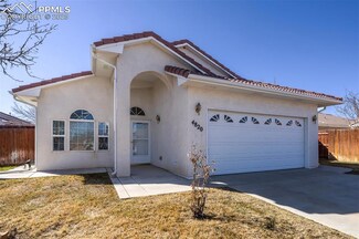 4820 Pearcrest Ct, Pueblo, CO 81005