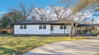 2634 W Shady Grove Rd, Irving, TX 75060