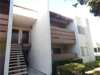 17552 Vandenberg Ln Unit 8, Tustin, CA 92780