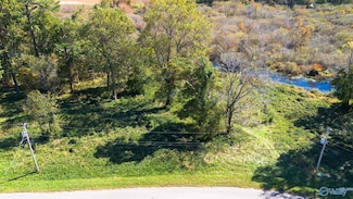 140 Easy St, Hazel Green, AL 35750