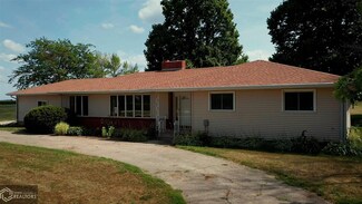 1320 380th St, Tama, IA 52339