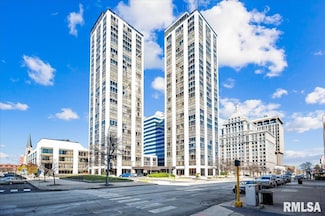 125 SW Jefferson Ave Unit W4S, Peoria, IL 61602