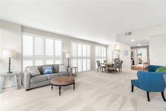 1927 Glendon Ave Unit 301, Los Angeles, CA 90025