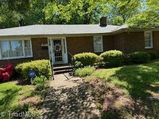 2429 Pickford Ct, Winston Salem, NC 27101