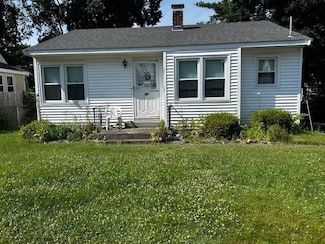 40 Willis Ave, Framingham, MA 01702