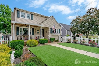 229 Harris Ave, Middlesex, NJ 08846
