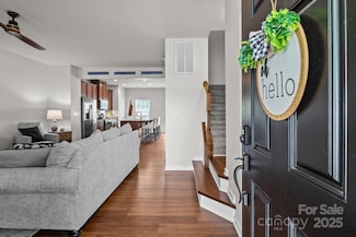 2444 Mariners Cove Ln, Denver, NC 28037