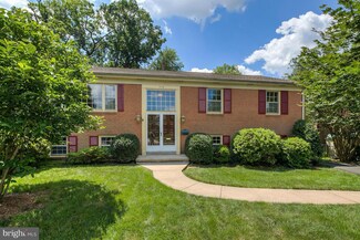 5718 27th Rd N, Arlington, VA 22207