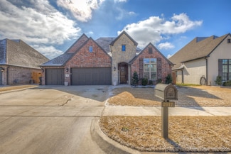 2917 E Quaker St, Broken Arrow, OK 74014