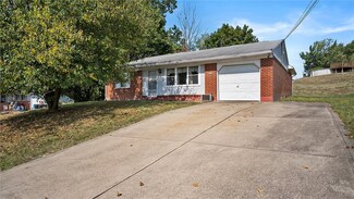 1014 Deerfield Dr, Elizabeth, PA 15037