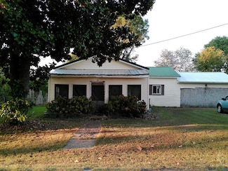 3636 Reynoldsburg Rd, Camden, TN 38320