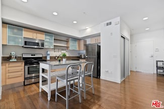 1234 Wilshire Blvd Unit 433, Los Angeles, CA 90017