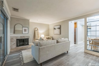 3193 Wayside Plaza Unit 23, Walnut Creek, CA 94597