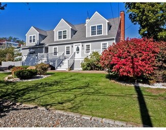 224 Atlantic St, Gloucester, MA 01930
