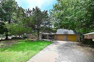 2724 S Quail Ridge St, Stillwater, OK 74074