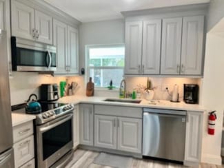 200 NE 56th St, Fort Lauderdale, FL 33334
