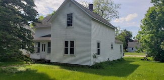 414 Spring St, River Falls, WI 54022