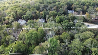 1012 Greentree Rd, Merriam Woods, MO 65740