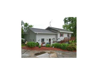 23091 264th St, Delhi, IA 52223