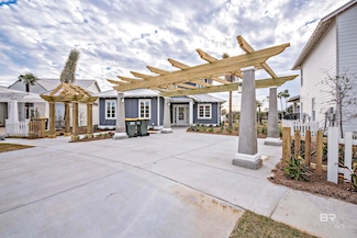 785 Kingston Ln, Gulf Shores, AL 36542