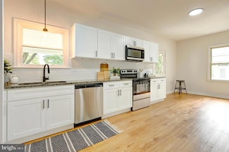 2737 Booser Ave, Harrisburg, PA 17103