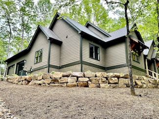 435 Soquili Dr, Brevard, NC 28712