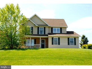 502 Chris Dr, Lenhartsville, PA 19534