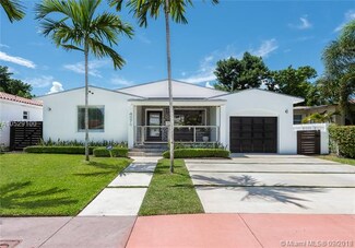 4574 Royal Palm Ave, Miami Beach, FL 33140