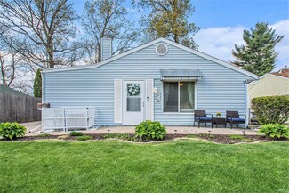 216 Ardennes Ave, Mishawaka, IN 46545