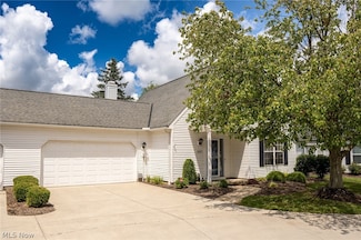 10267 Orchard Hill Ln Unit 44R, Twinsburg, OH 44087