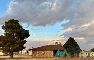 8420 N Rolling Meadows St, Hobbs, NM 88242