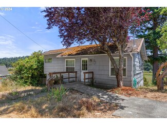 63171 Fruitdale Rd, Coos Bay, OR 97420