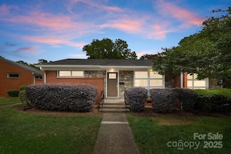 4226 Randolph Rd, Charlotte, NC 28211